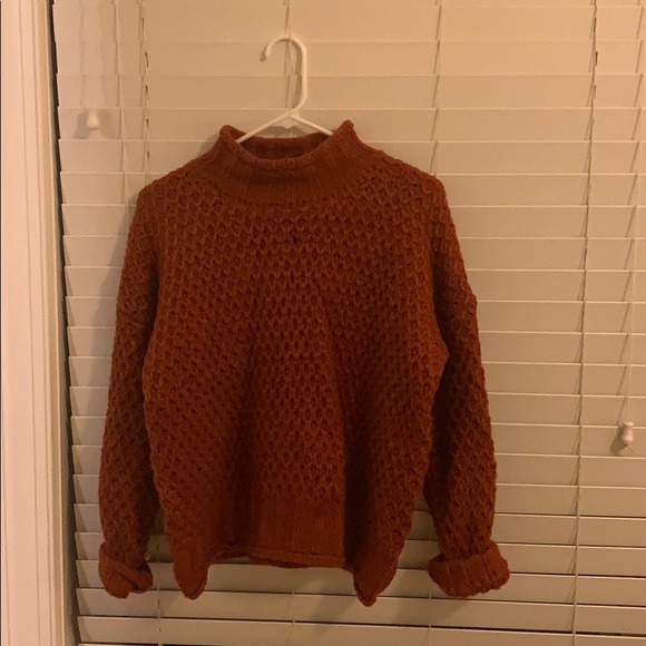 Hippie Rose From Marshalls Turtle Neck 